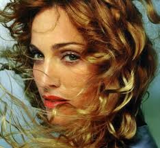 Postojana šminka tokom letnjih meseci